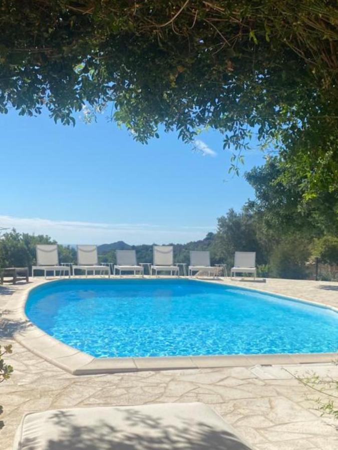 Villa Bellavista Con Piscina Privata, Vista Mare Vicino A فيلاّسيمِيوس المظهر الخارجي الصورة