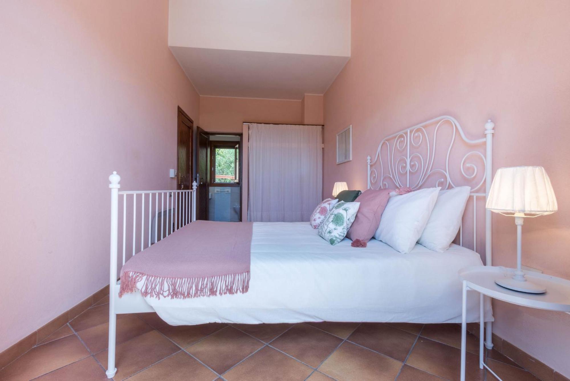 Villa Bellavista Con Piscina Privata, Vista Mare Vicino A فيلاّسيمِيوس المظهر الخارجي الصورة