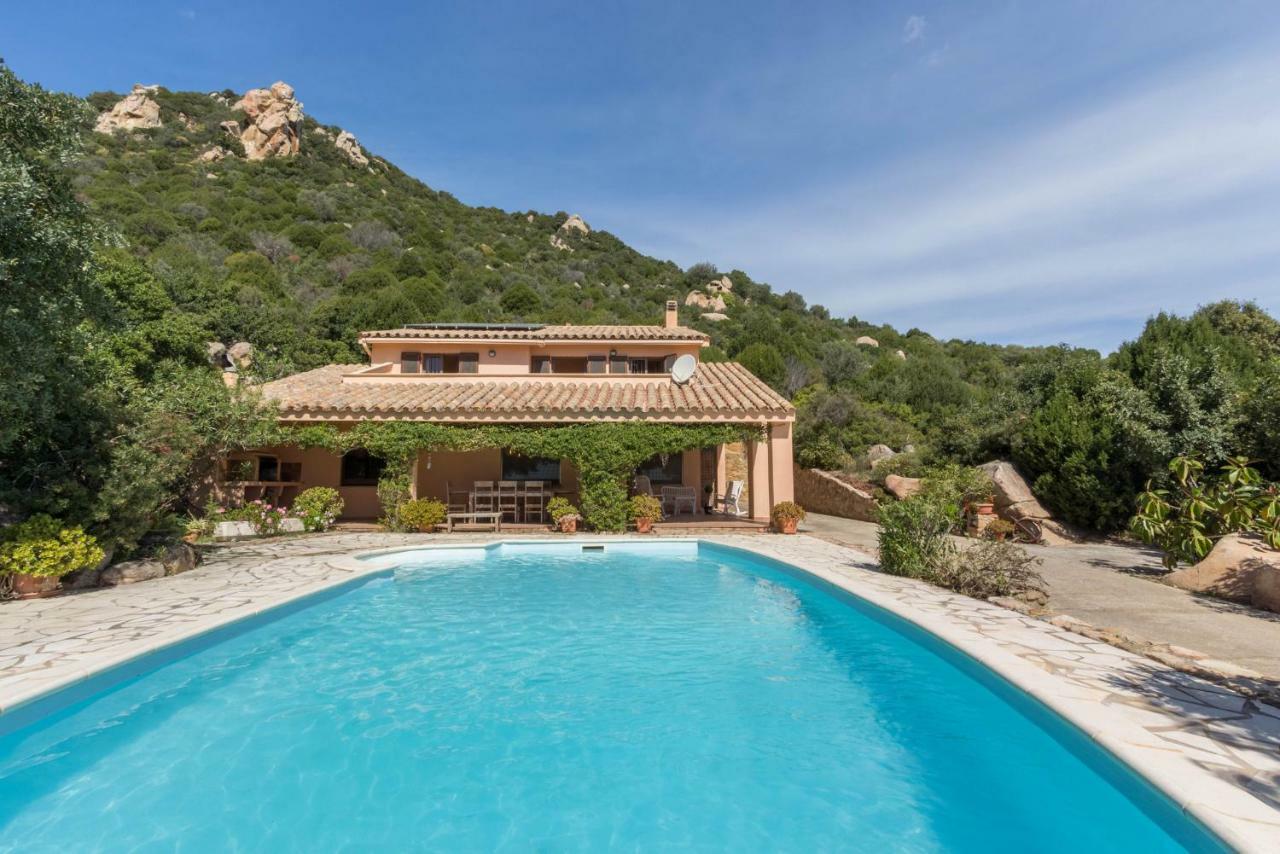 Villa Bellavista Con Piscina Privata, Vista Mare Vicino A فيلاّسيمِيوس المظهر الخارجي الصورة